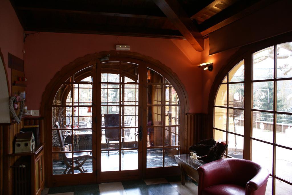 Hostal De La Gloria Viladrau Dış mekan fotoğraf