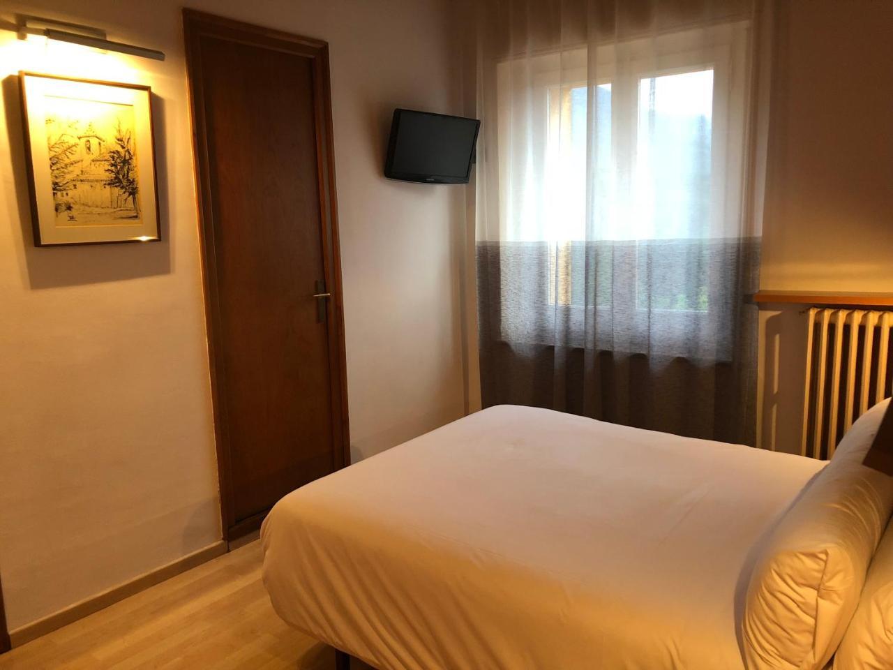 Hostal De La Gloria Viladrau Dış mekan fotoğraf